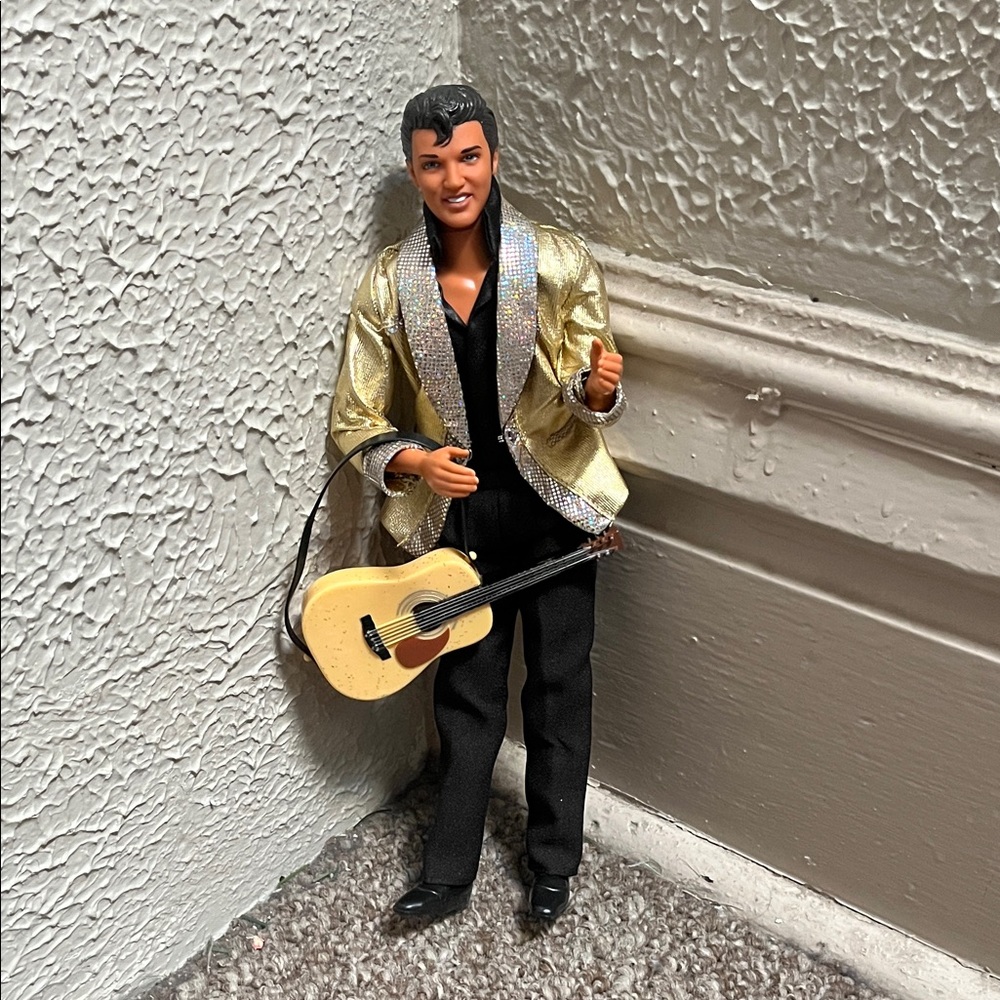 Barbie Loves Elvis Doll Loose Doll 1997